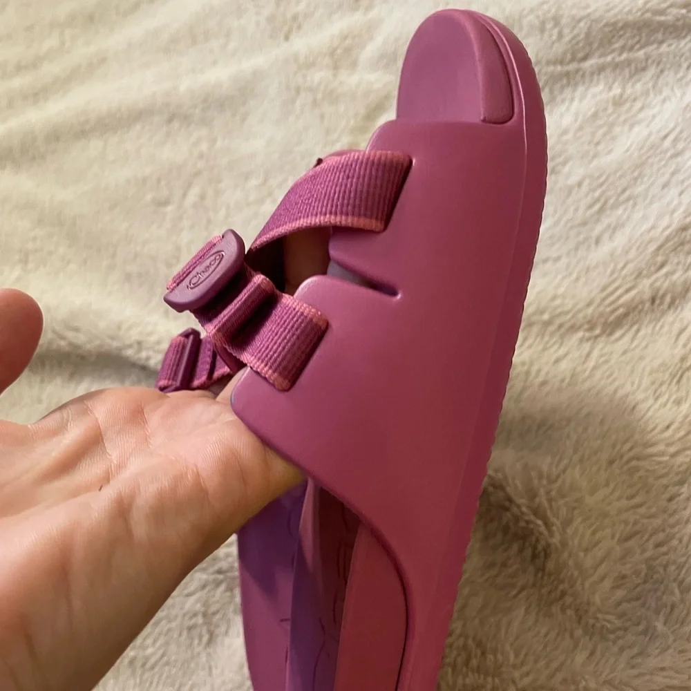 EUC Chaco Chillo Pink and Purple Sandals